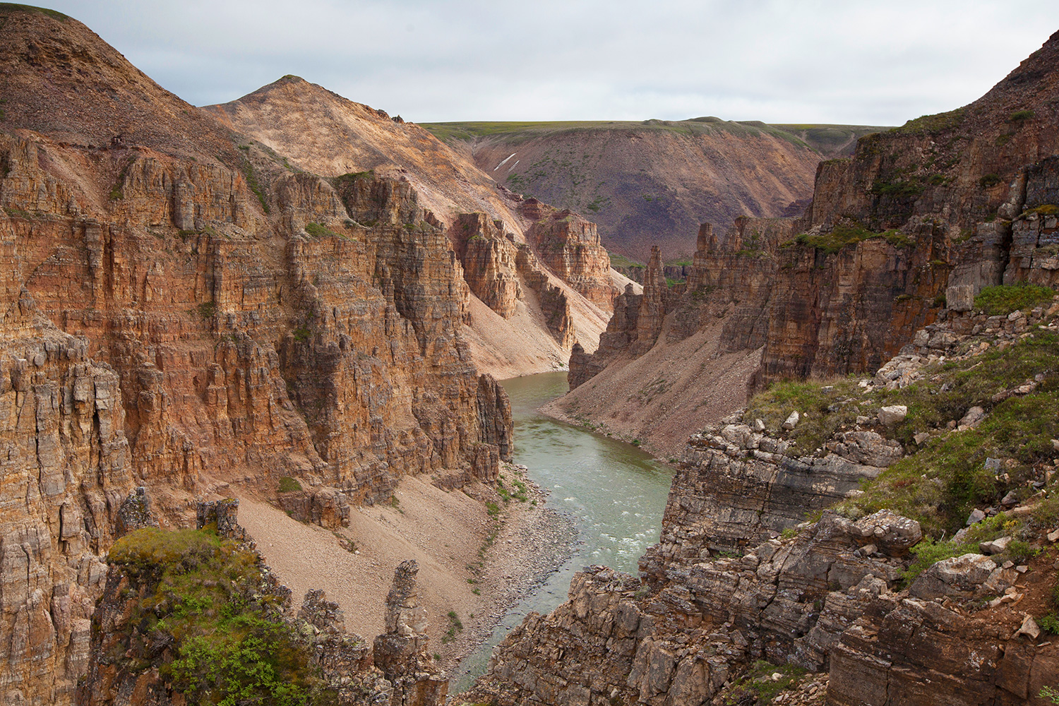 Image Source: https://spectacularnwt.com/story/trek-in-the-park-less-travelled/