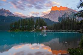 Image Source: https://thebanffblog.com/emerald-lake/